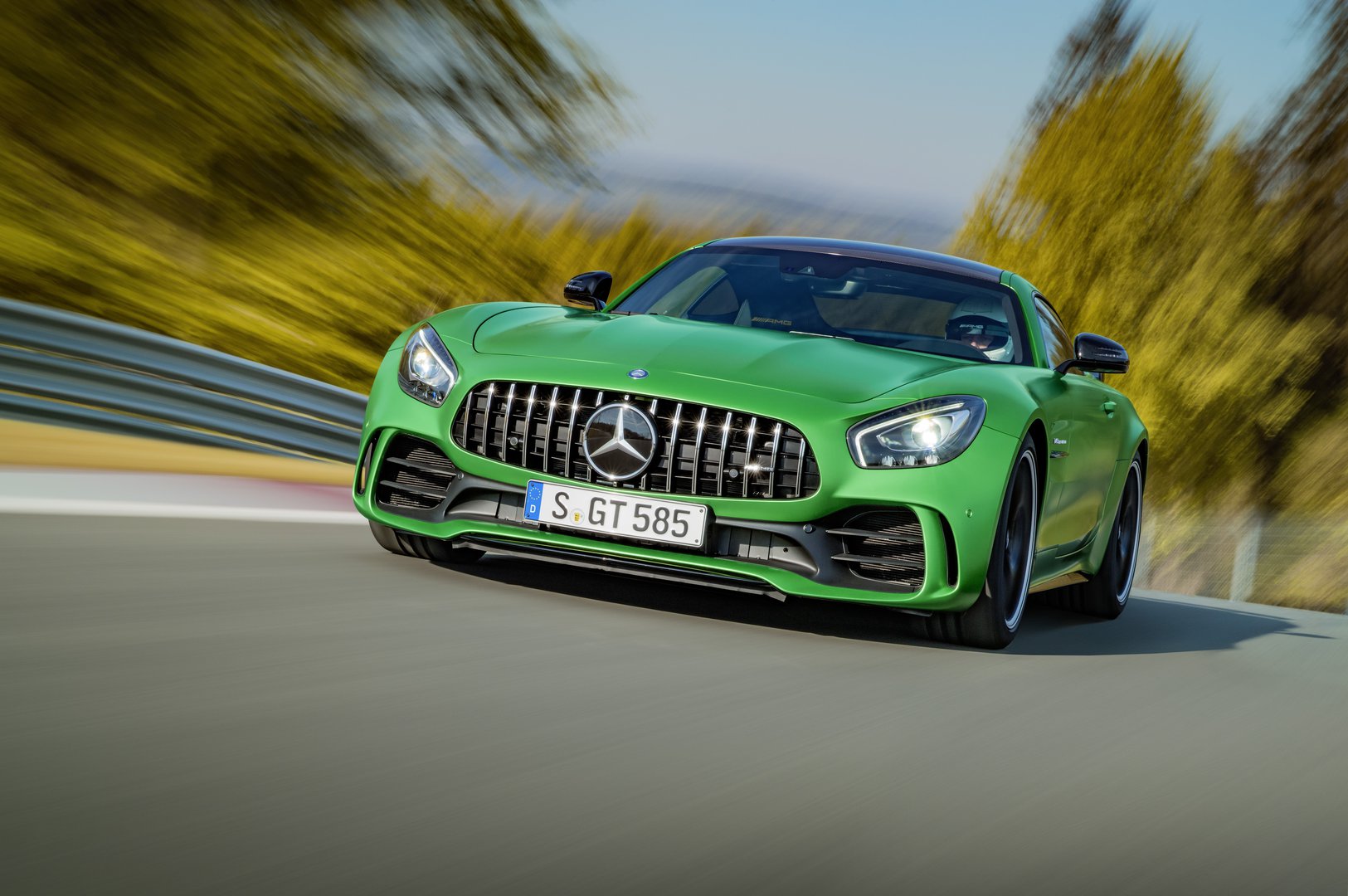 Mercedes-AMG GT R: Razvit v &quot;zelenem peklu&quot; - Novice - Avto Magazin