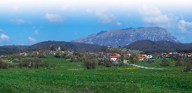 Slika, ki vsebuje besede na prostem, narava, nebo, trava

Opis je samodejno ustvarjen